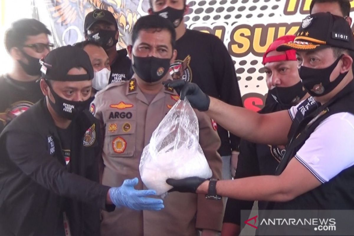 402,38 Kg "shabu-shabu" asal Timur Tengah disita dari lima tersangka