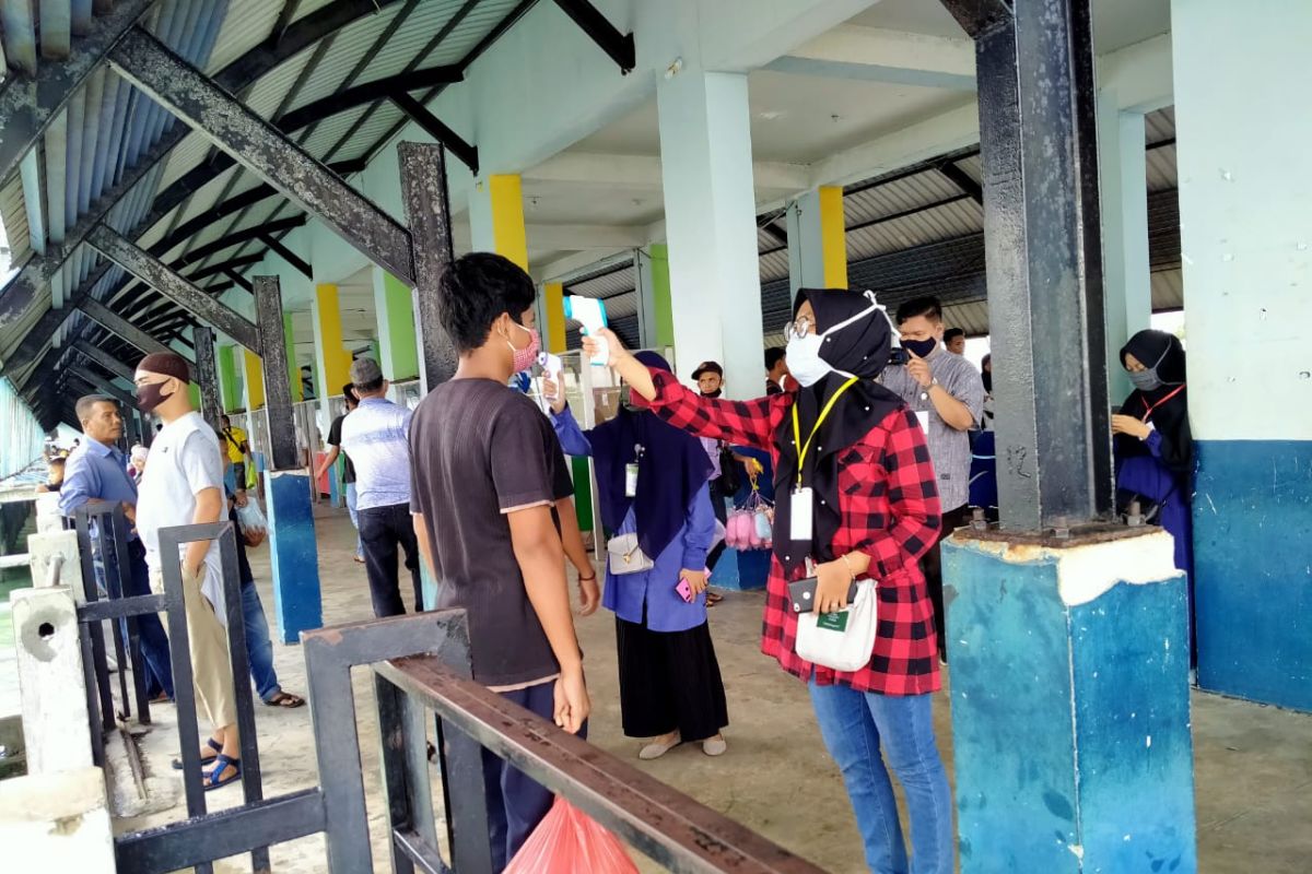 Mahasiswa UNRI bentuk Relawan Lawan COVID-19 di Kecamatan Tebing Karimun