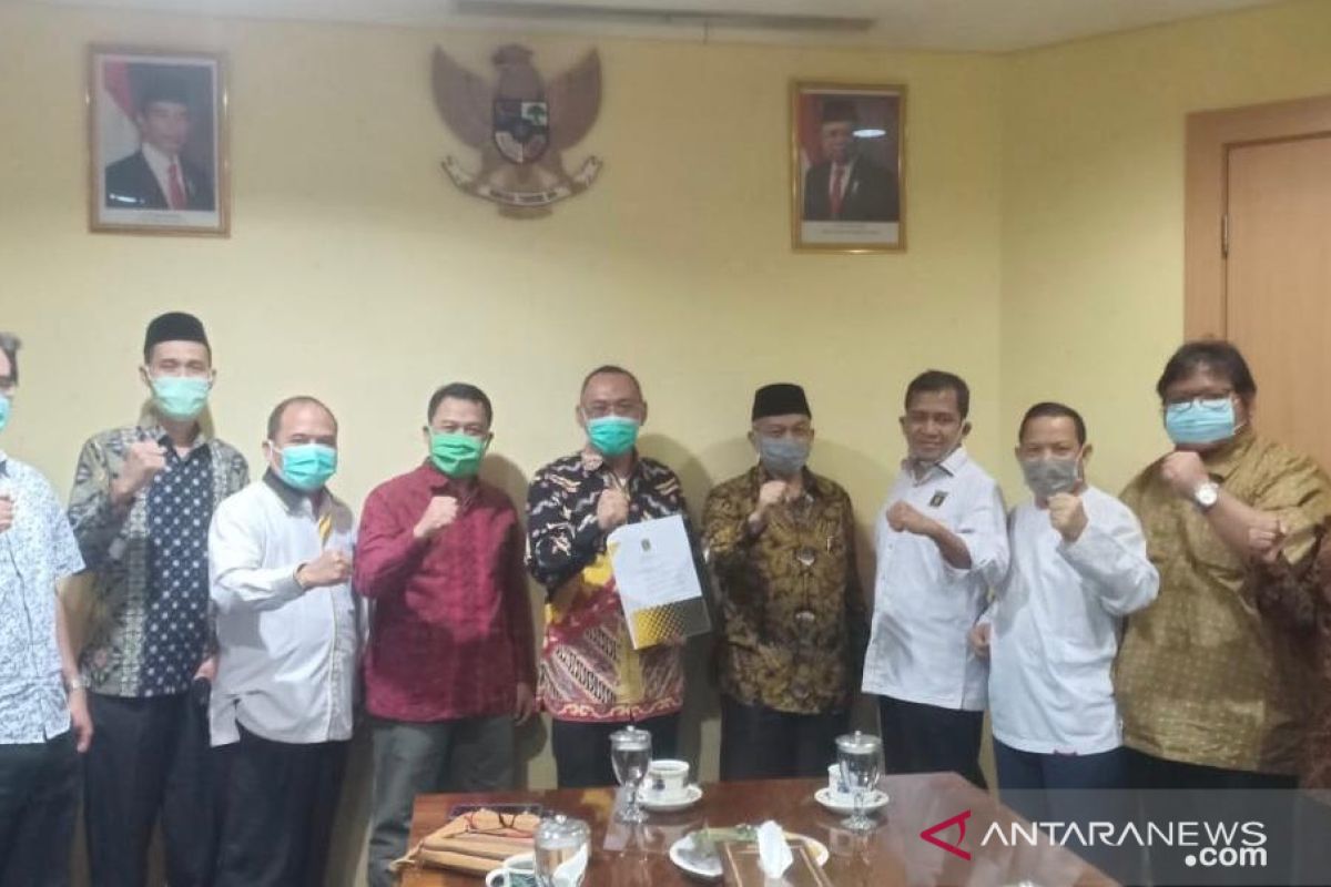 PKS resmi usung pasangan Helldy Agustian dan Sanuji