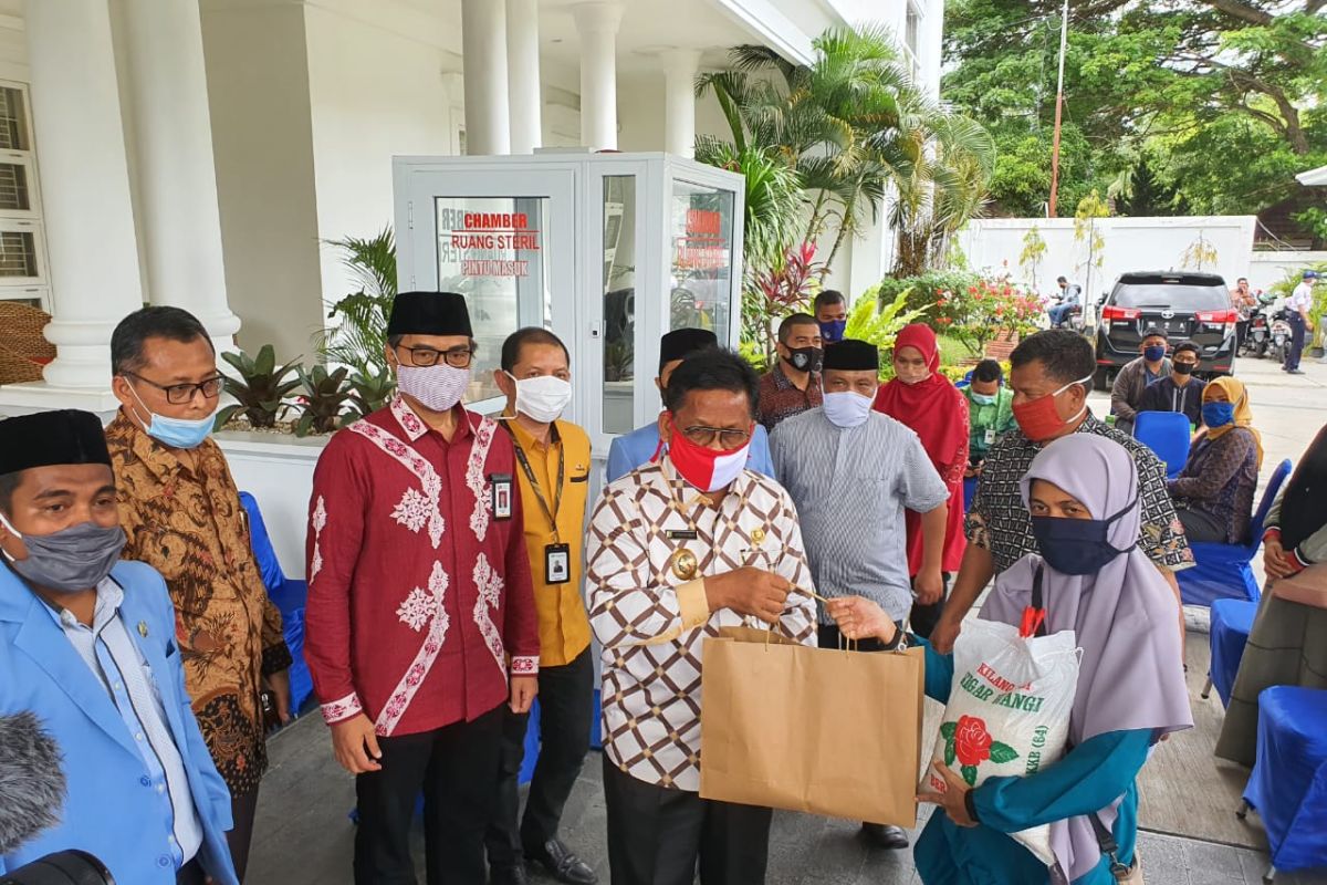 FK-IJK-FK BUMN Aceh bantu guru ngaji terdampak COVID-19