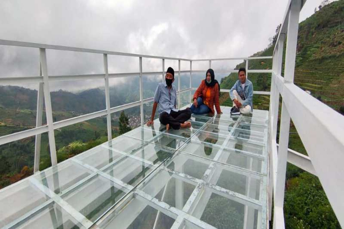 Batu Angkruk, objek wisata baru di Kabupaten Wonosobo tawarkan sisi lain keindahan Dieng