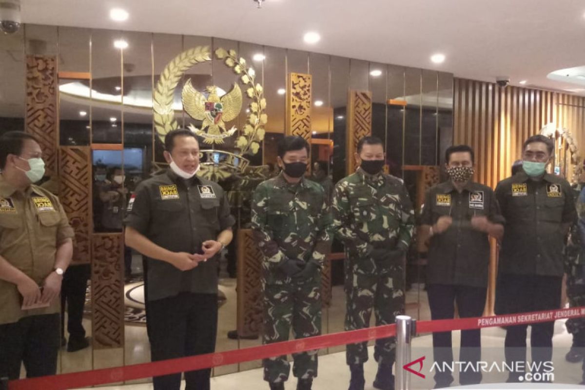 Ketua MPR apresiasi keteladanan dua prajurit TNI tunjukan solidaritas sosial