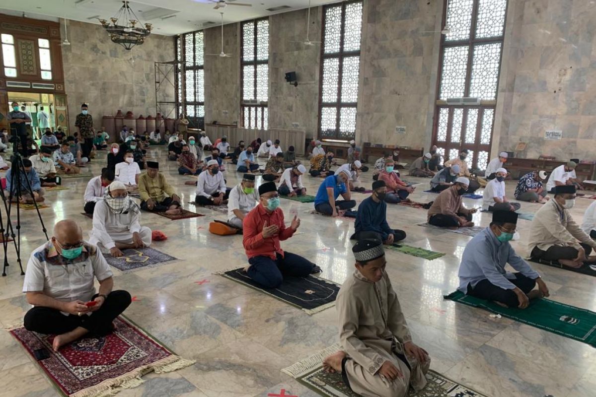 Masjid Sunda Kelapa tak terapkan aturan ganjil genap saat Shalat Jumat