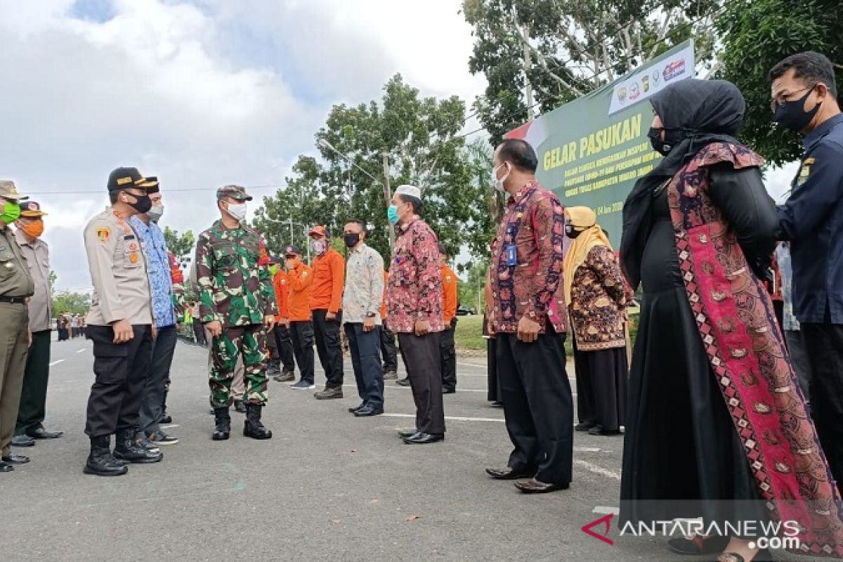 Dandim 0415/Batanghari pimpin apel penegakan disiplin aturan normal baru