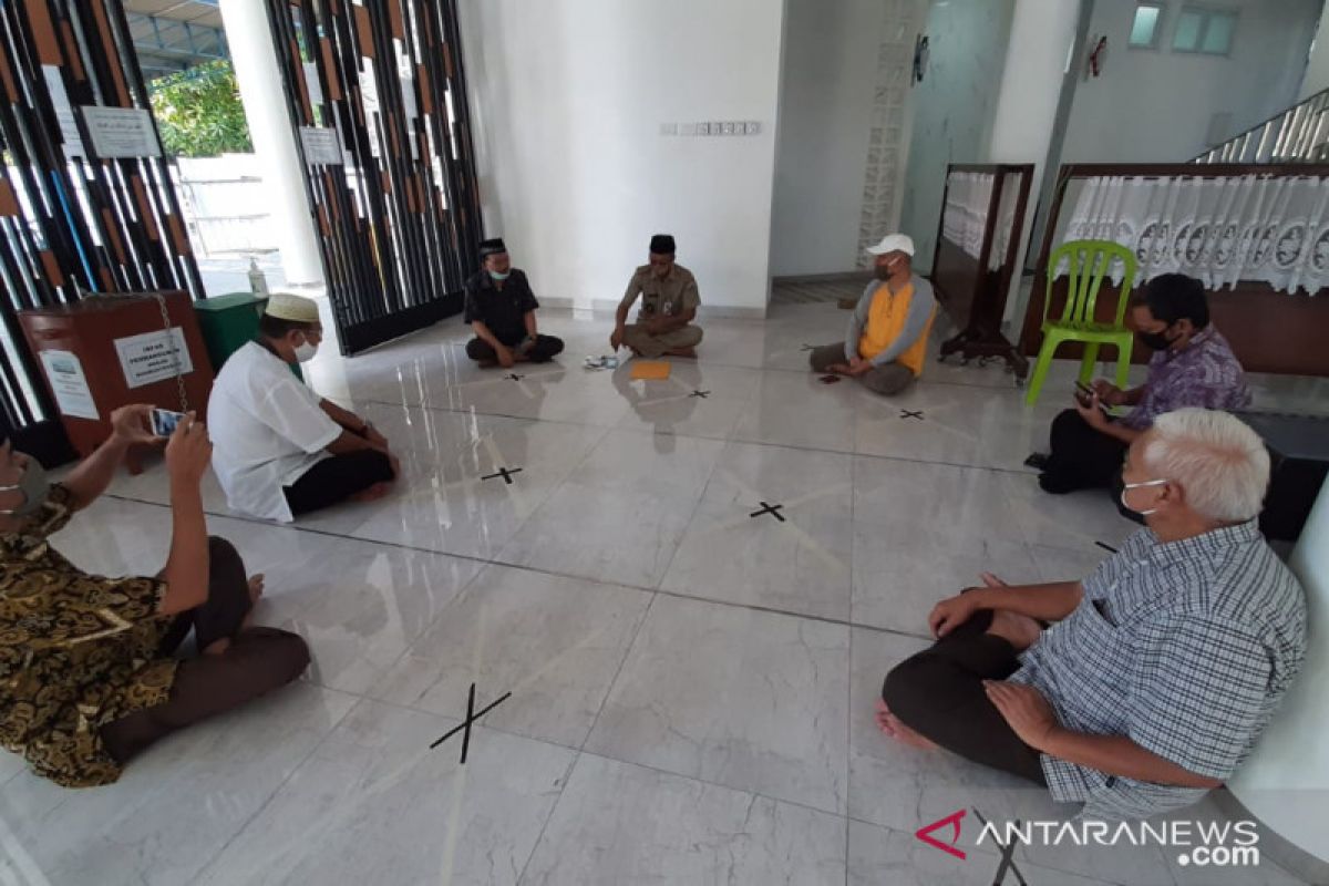 Shalat Jumat di Masjid Nuurusysyifaa utamakan protokol kesehatan