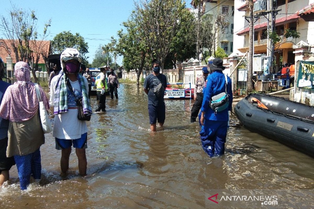 Pemkot Pekalongan tetapkan tanggap darurat rob hingga 17 Juni