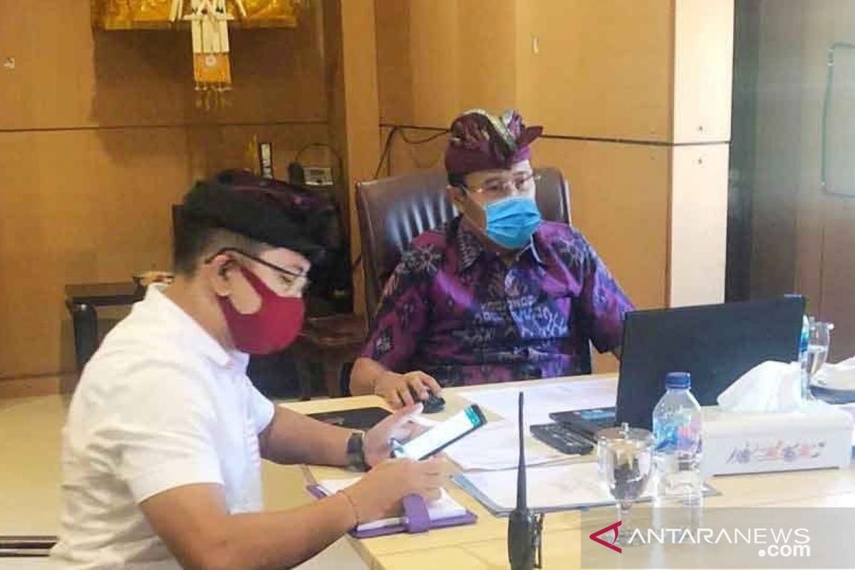 Pegawai Pemkab Buleleng mulai kerja di kantor lagi