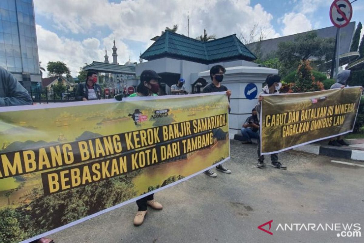 KMS Kalimantan Timur Demontrasi Minta Hentikan Virus Tambang