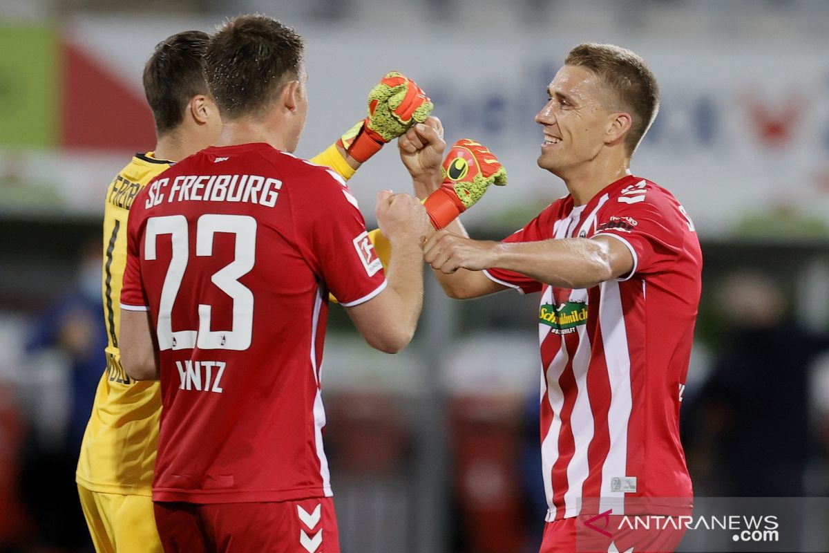 Gol semata wayang Petersen jaga asa Liga Europa Freiburg