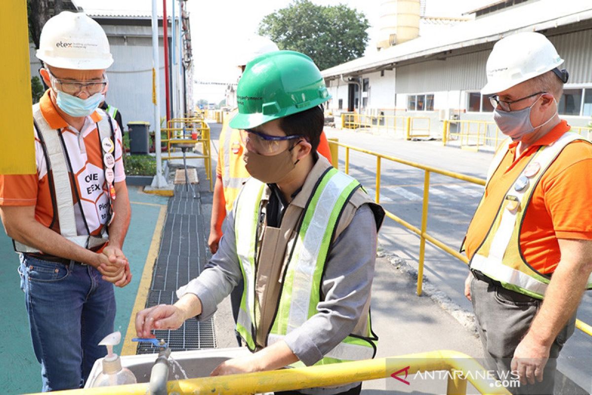 Wagub Jatim optimis industri tetap produktif