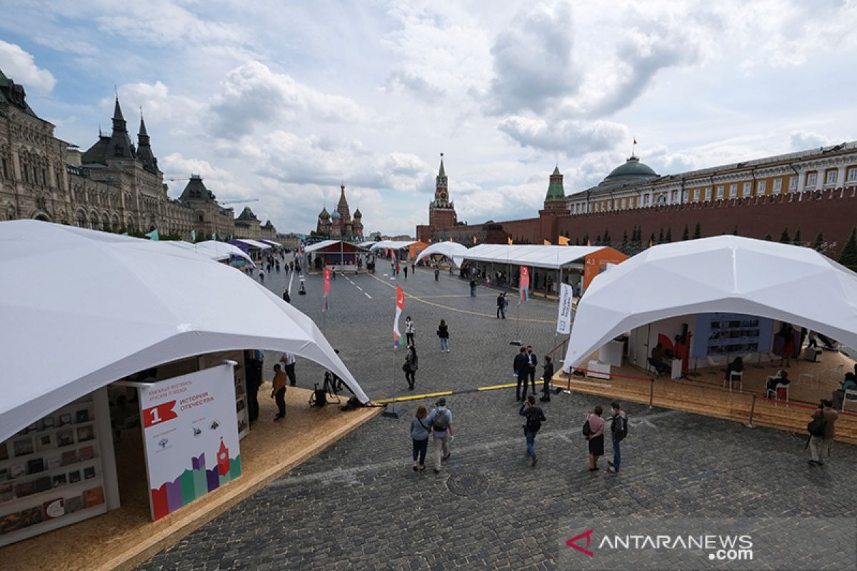 Moskow akhiri masa karantina meski kasus corona Rusia lampaui 485.000