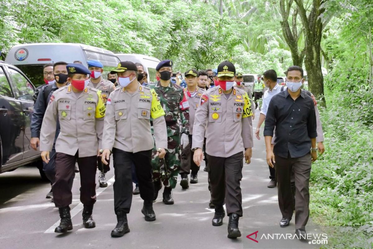 Kapolda Aceh menyambangi warga korban gempa bumi Sabang