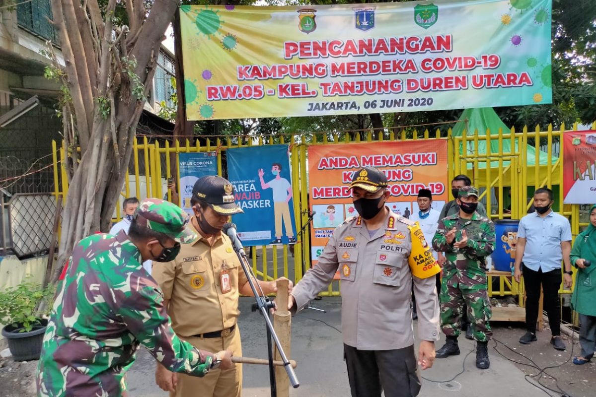TNI-Polri petakan 112 titik keramaian di Jakarta Barat