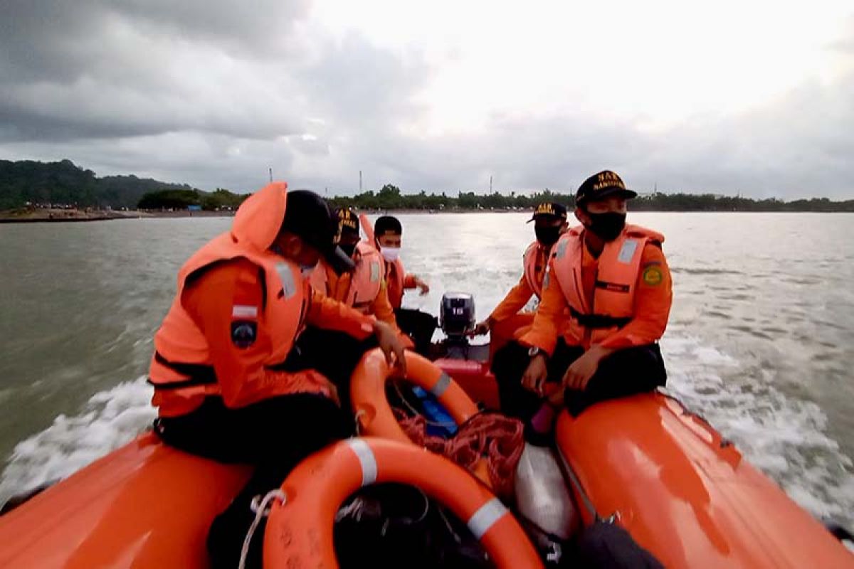 Seorang pemuda hilang di Pantai Pasir Putih Nusakambangan