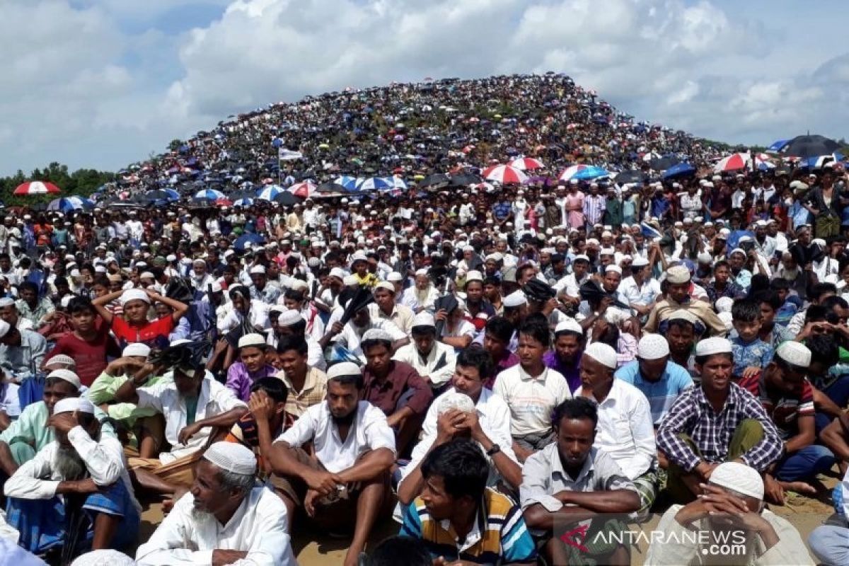Takut berpisah dengan keluarga diisolasi, Pengungsi Rohingya tak ingin diuji COVID-19