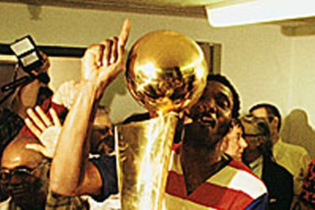 Trofi NBA diboyong ke ibu kota Amerika Serikat 42 tahun silam