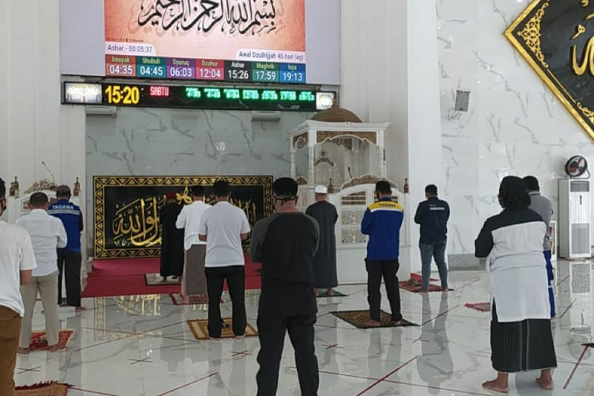 Masjid Agung Syekh Yusuf Gowa difungsikan kembali dengan pembatasan jemaah