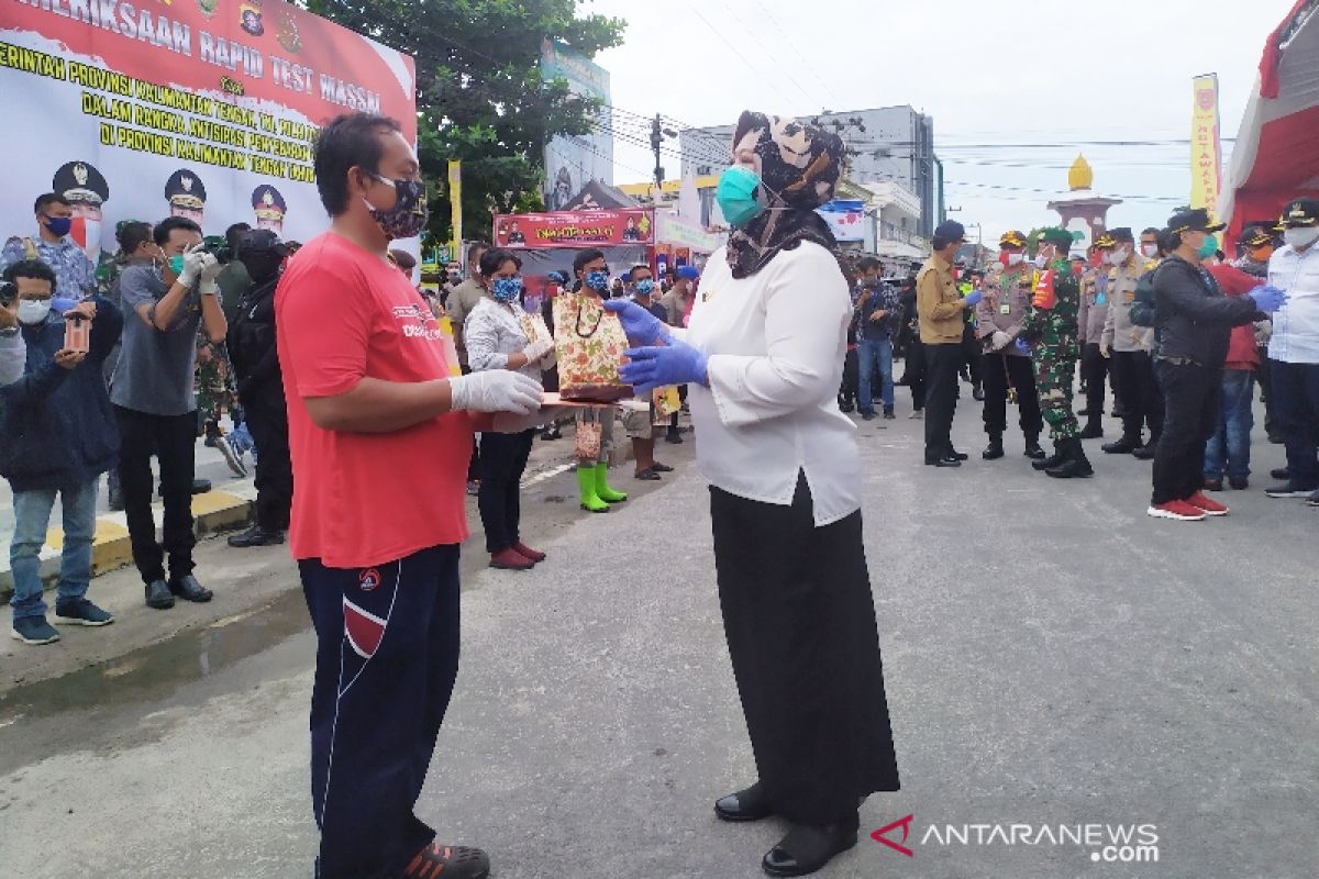 Tes cepat COVID-19 di Kobar sasar tiga kecamatan