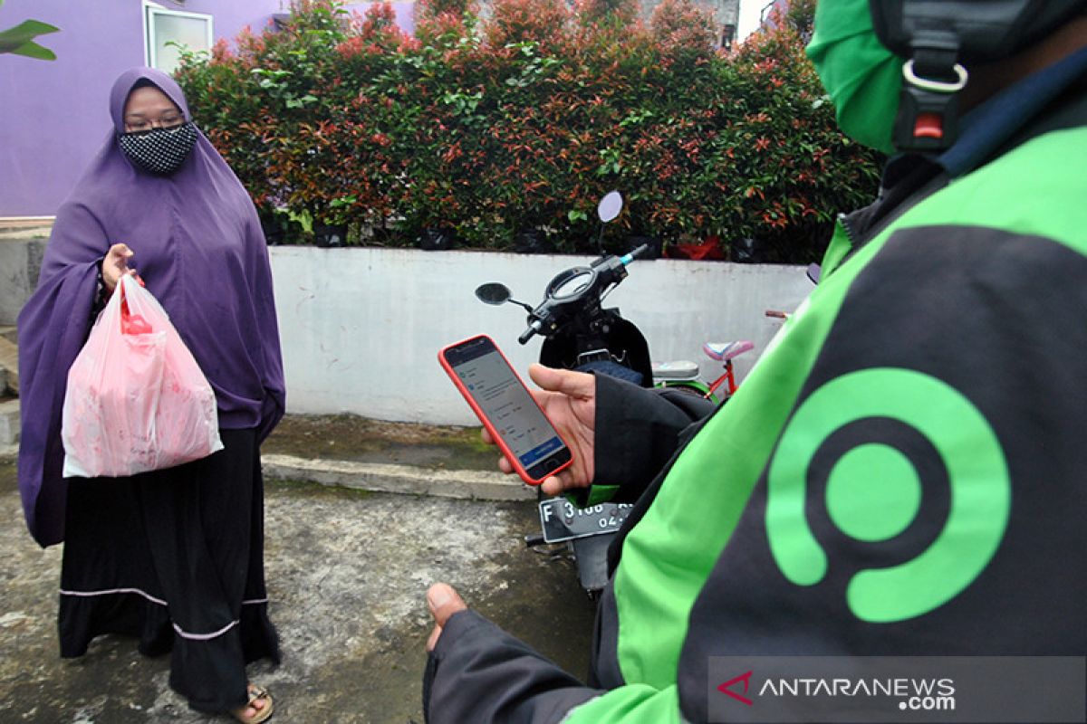 Mayoritas pengguna layanan pesan-antar makanan millenial dan Gen Z