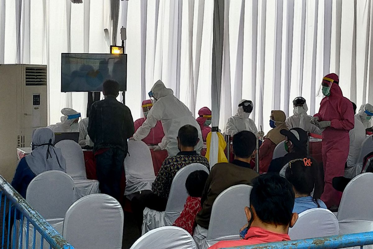 Tes COVID-19 massal digelar BIN di Surabaya diperpanjang