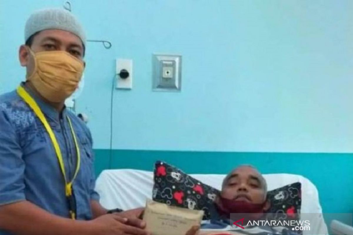 Korban diterkam harimau di Bengkalis terima bantuan solidaritas warga senilai Rp8,3 juta