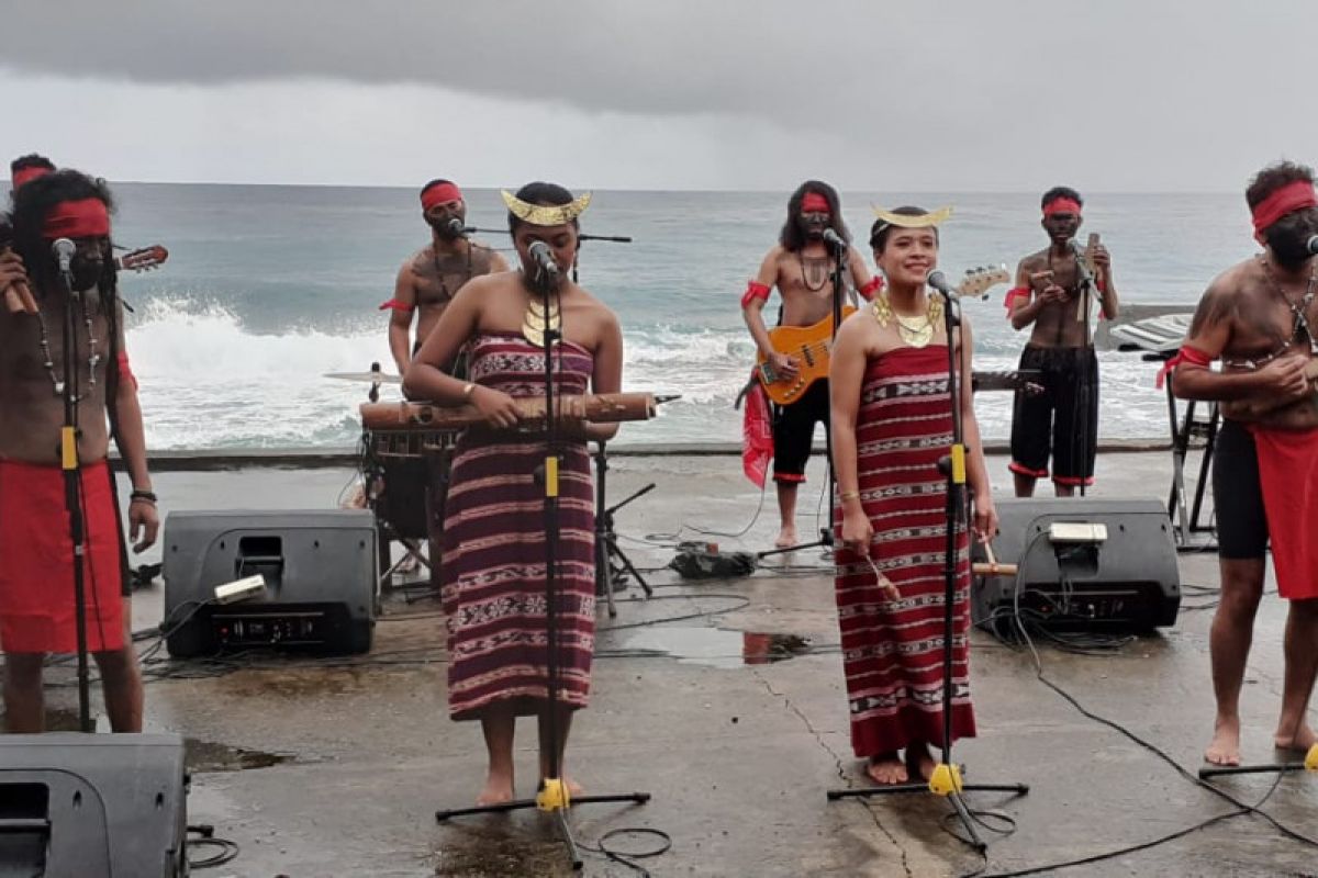 Musisi Kota Ambon berpartisipasi di Fete de la Musique di Polandia