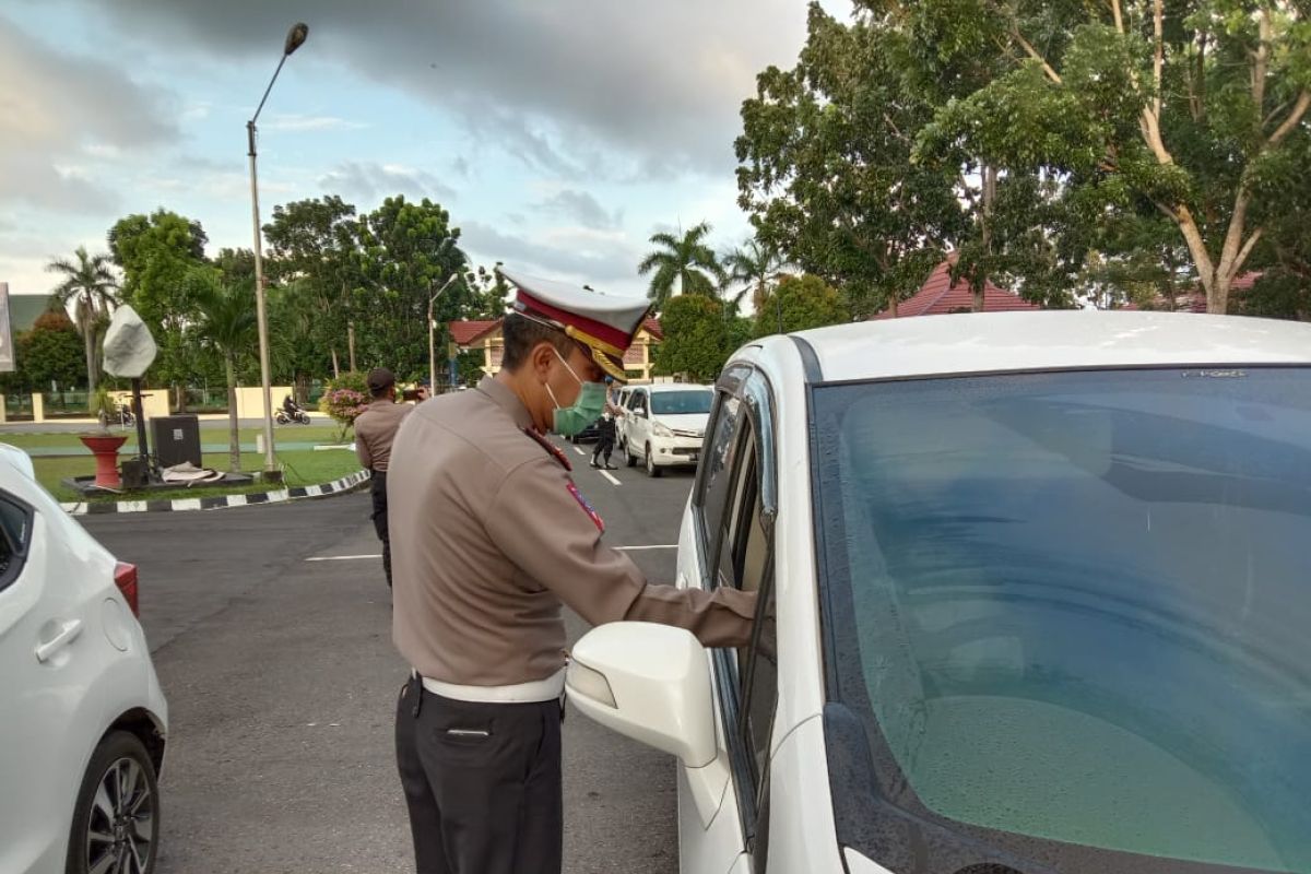 Ditlantas Polda Bangka Belitung tertibkan kendaraan anggota