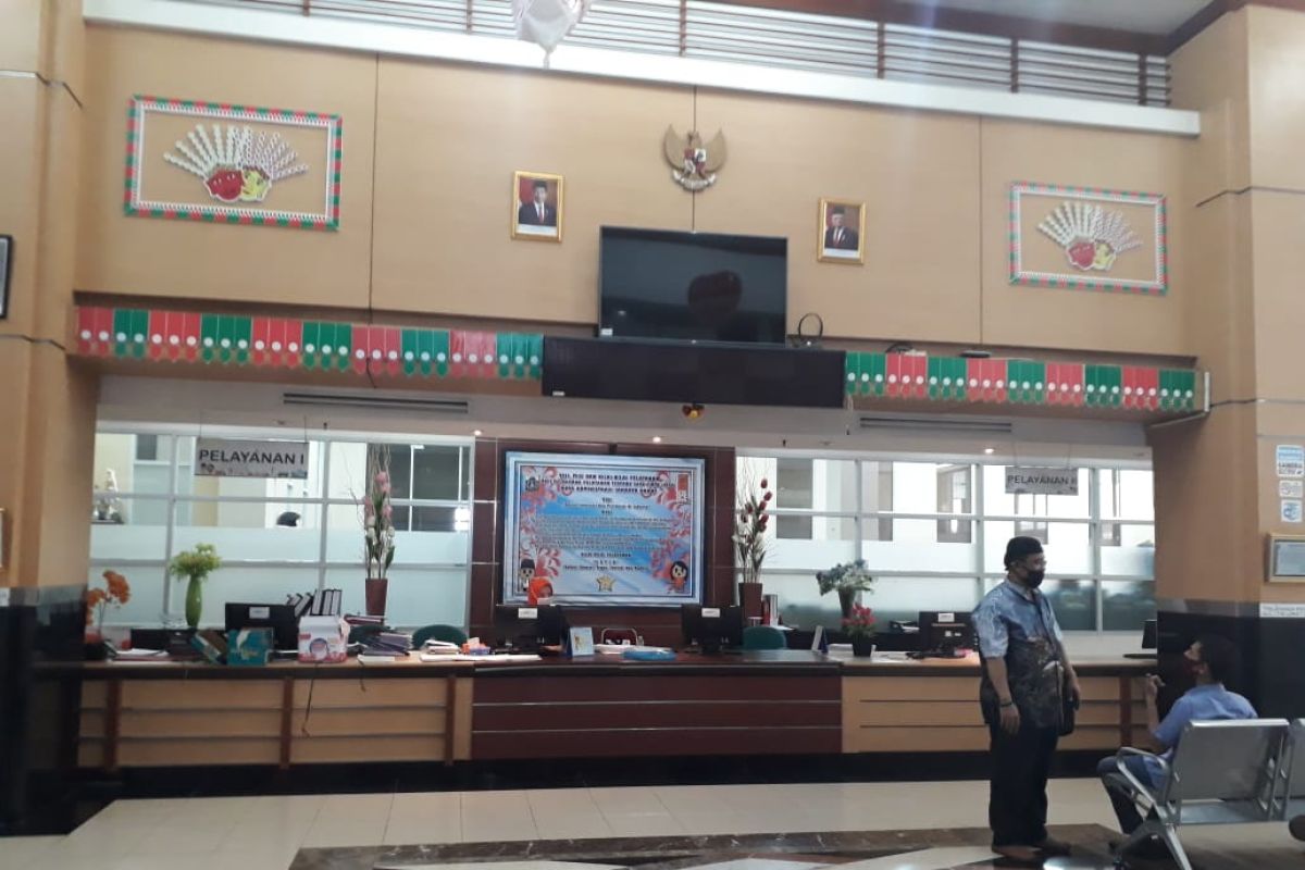 Kantor PTSP Jakarta Barat buka layanan pada masa PSBB transisi