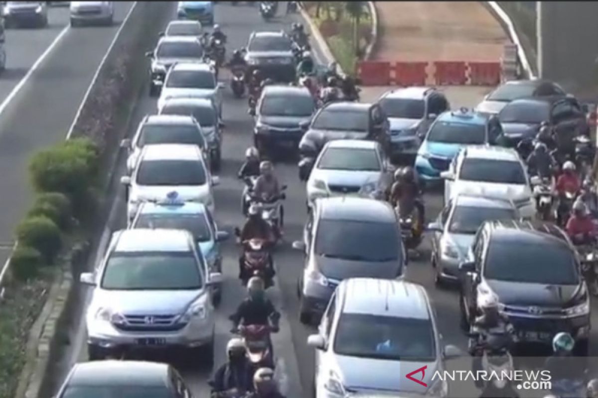 Heavy vehicular movement again observed at Jakarta's inner ring road