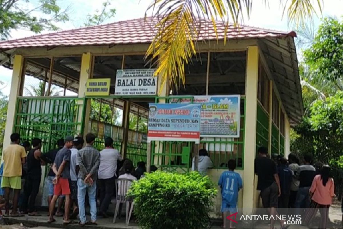 Dinilai curang soal BLT, warga Rawa Indah tuntut kades mundur