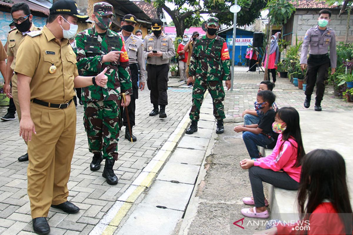 Pemkot Tangerang tingkatkan pengawasan di 22 RW dalam zona merah