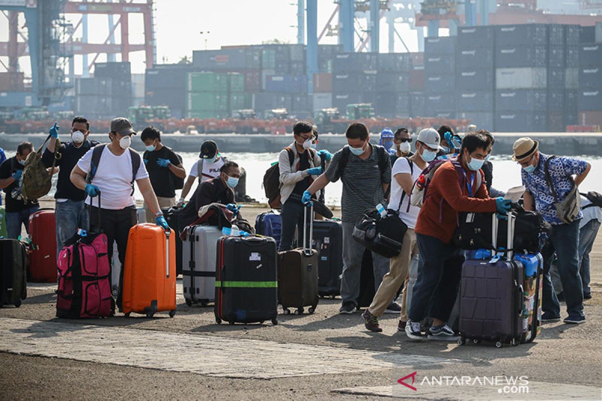 343 WNI ABK MV Roterdam tiba di  Palabuhan Tanjung Priok