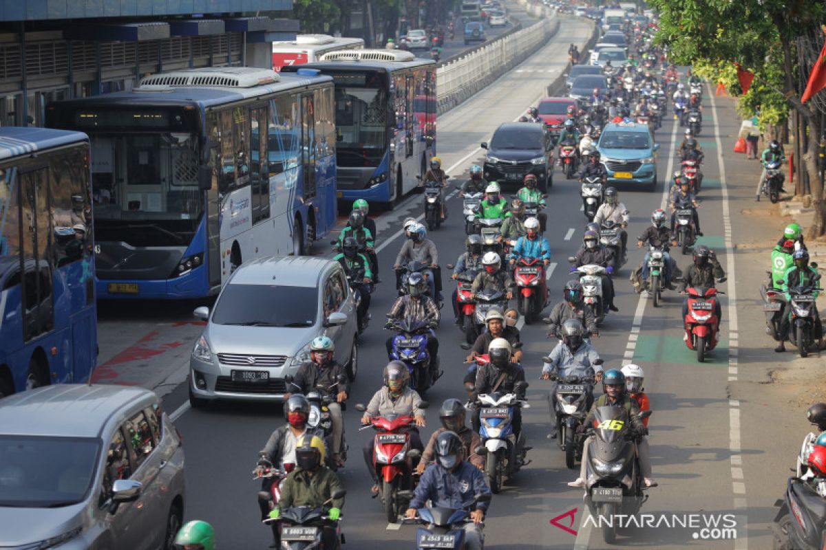 Perhatikan perilaku berkendara agar terhindar dari kecelakaan lalin