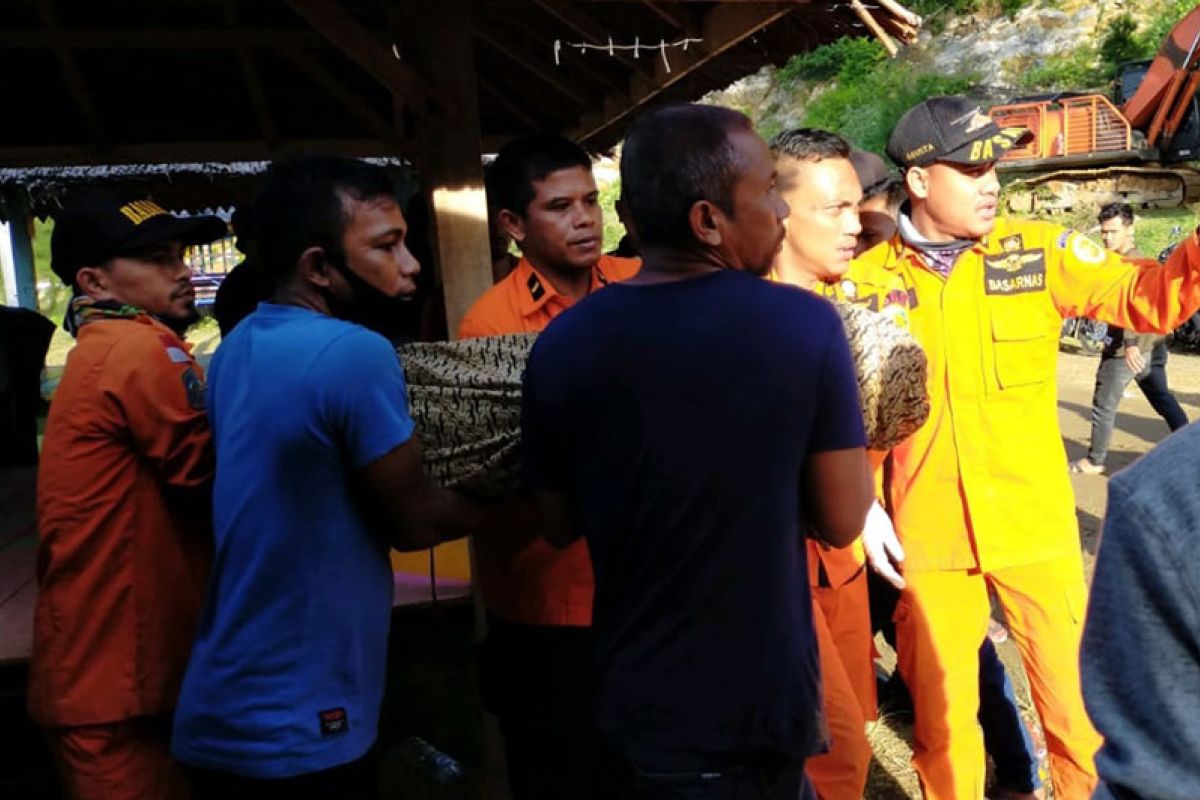 Anak 12 tahun terseret ombak di Pantai Riting Aceh Besar ditemukan meninggal dunia