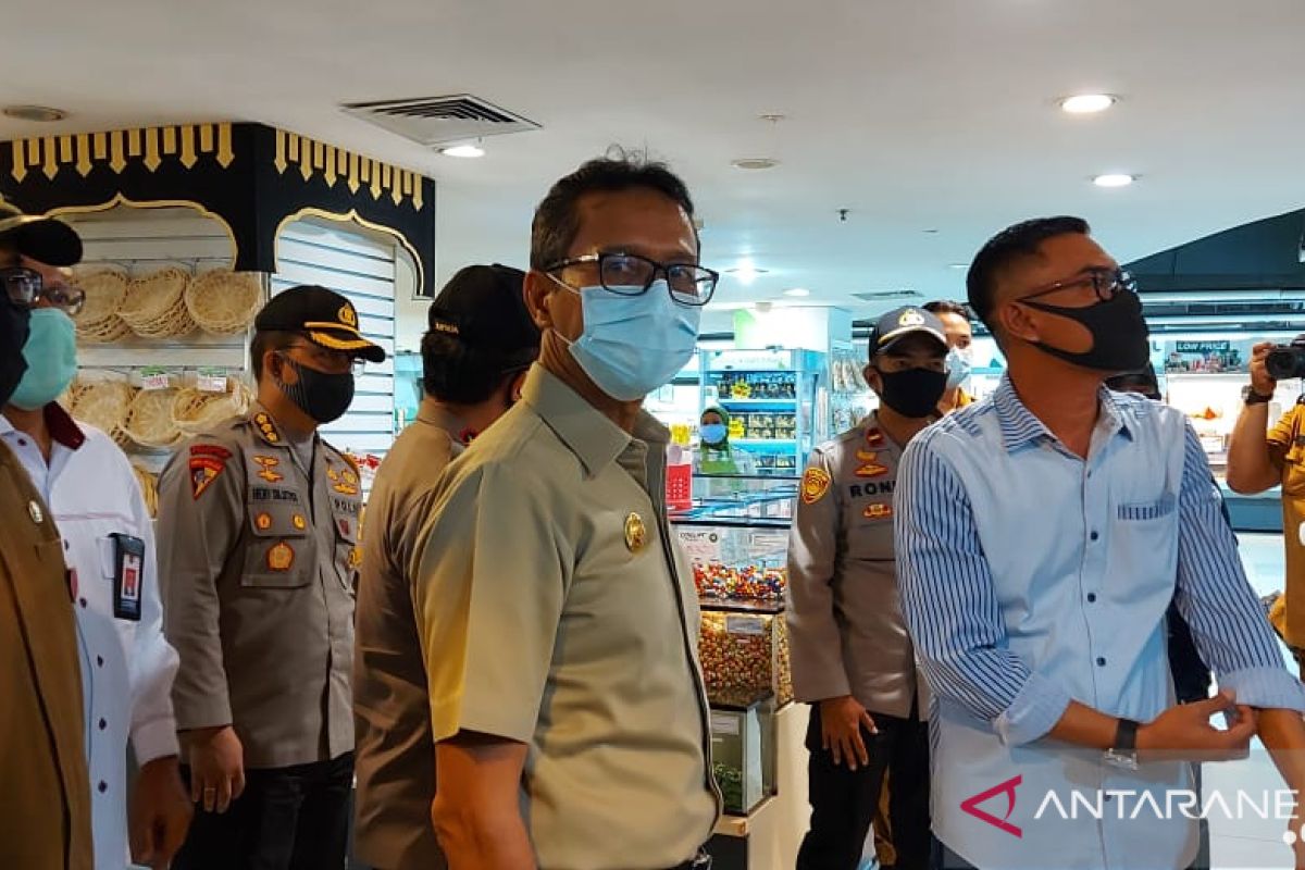 West Sumatra Governor asks every place has a massive warning of the COVID protocol