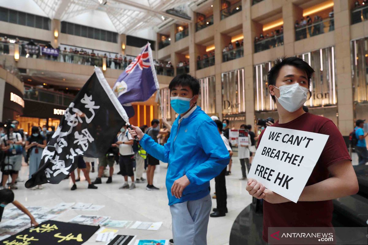 53 orang ditangkap polisi Hong Kong saat unjuk rasa prodemokrasi