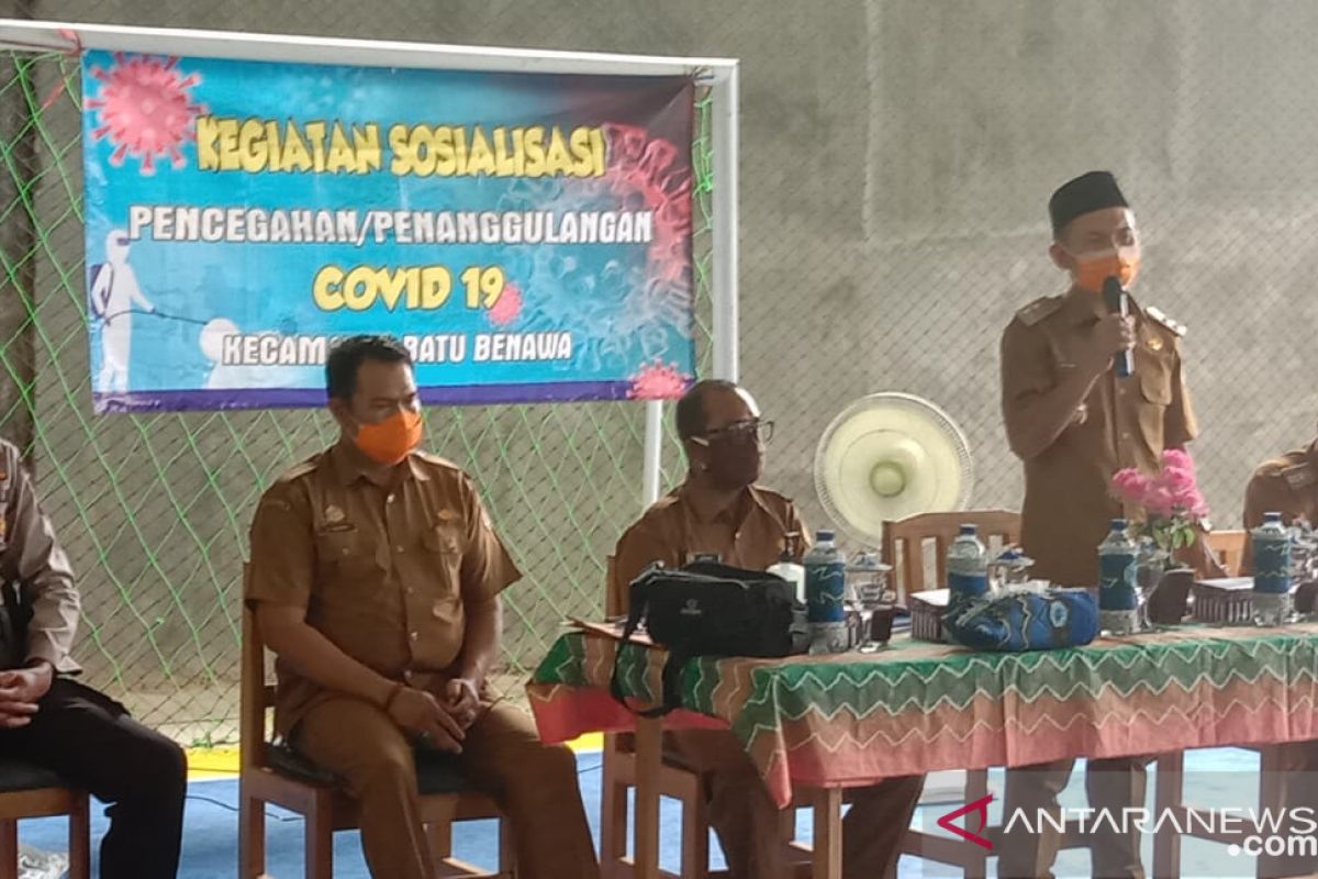 Wabup HST sosialisasi pencegahan COVID-19 di Desa Aluan Mati