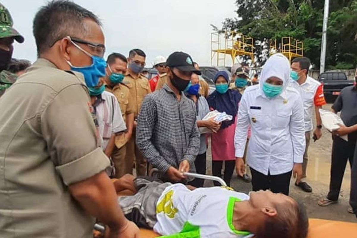 Rohman, 30 tahun hidup sebatang kara di rumah perahu Sungai Musi Palembang