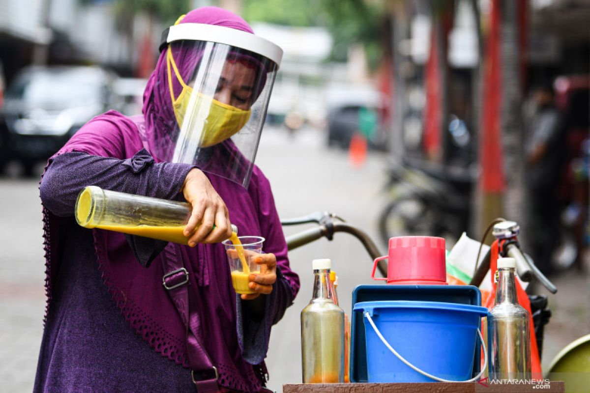 Minum jamu herbal pun ada syaratnya, kata dokter