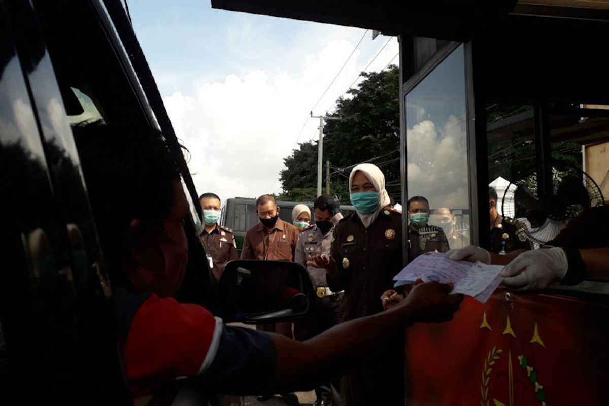 Kejari Bandarlampung luncurkan dua aplikasi pelayanan tilang dan barang bukti