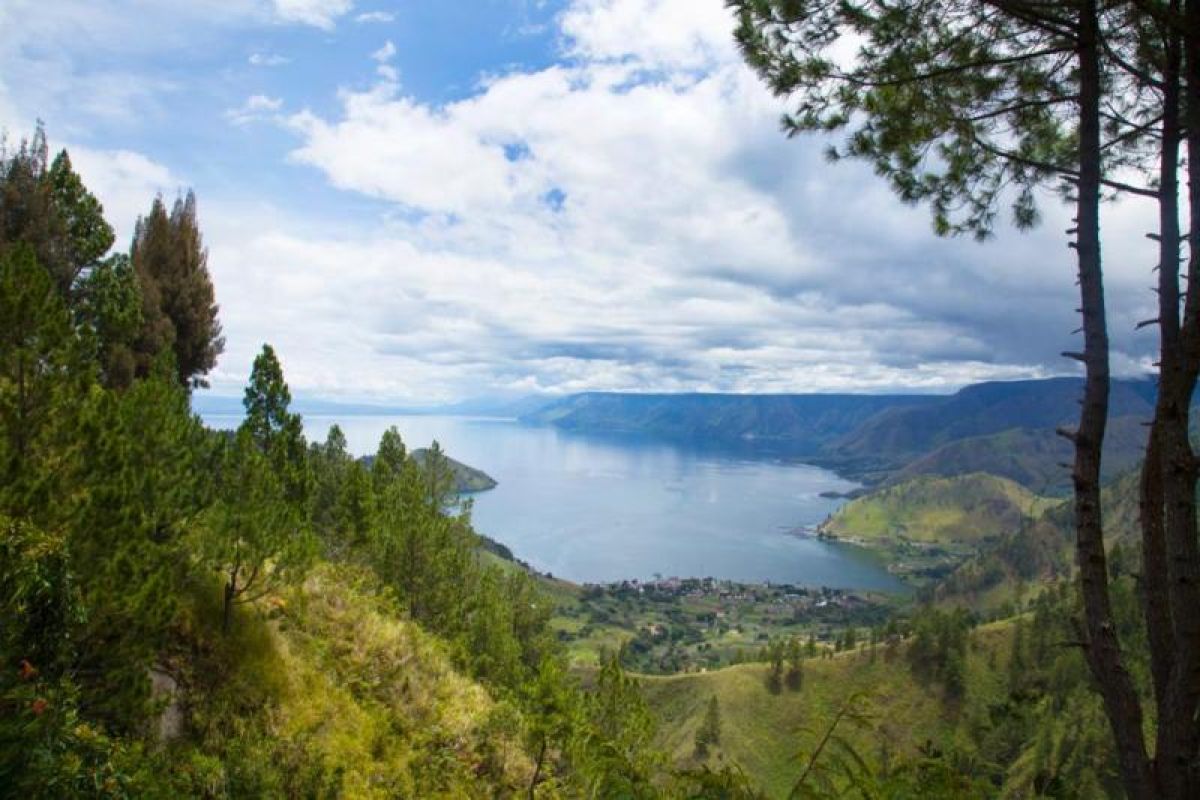 News Focus --  UNESCO tag for Toba Caldera to boost N Sumatra tourism