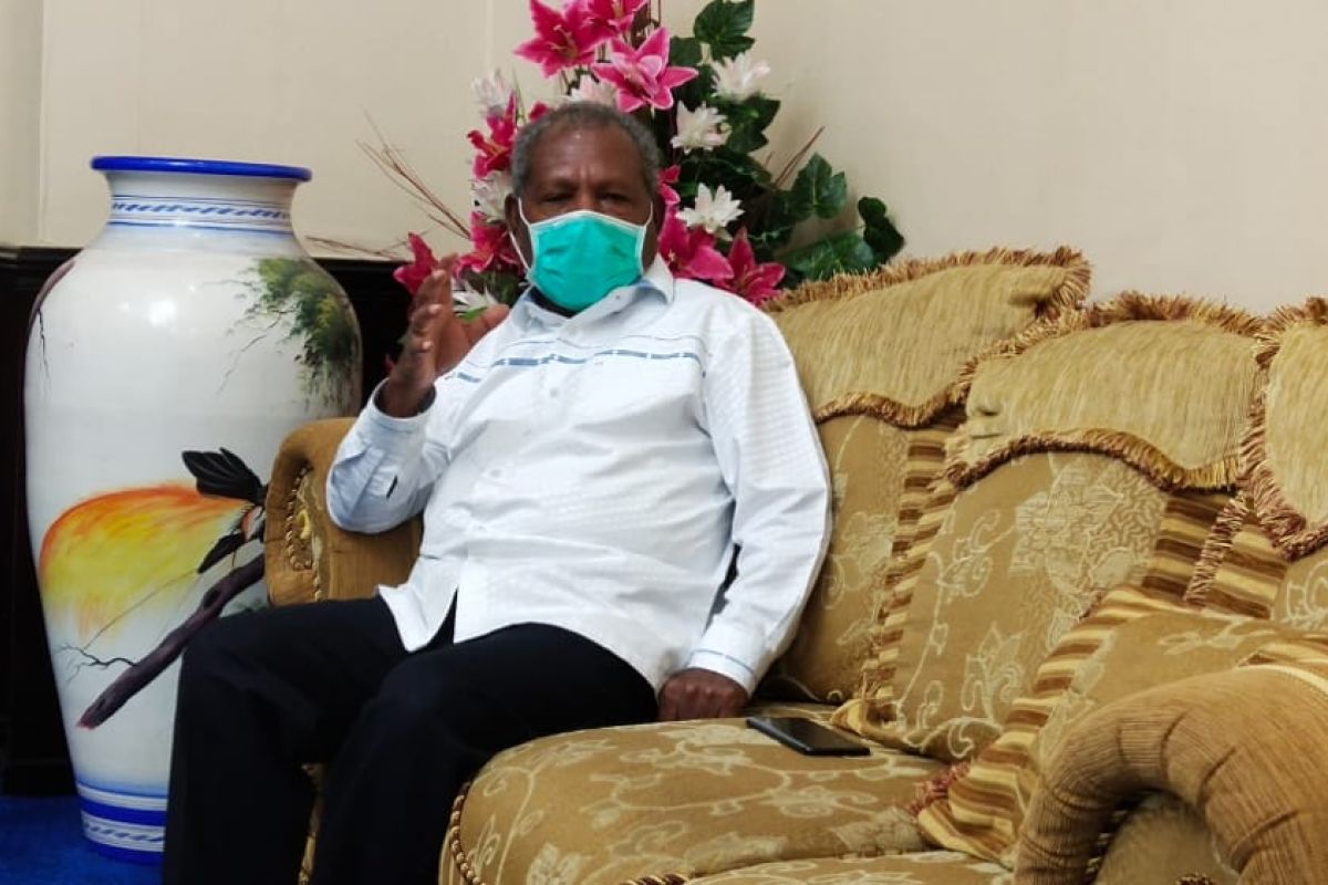 Pemkab Jayapura turunkan tim lakukan sosialisasi normal baru