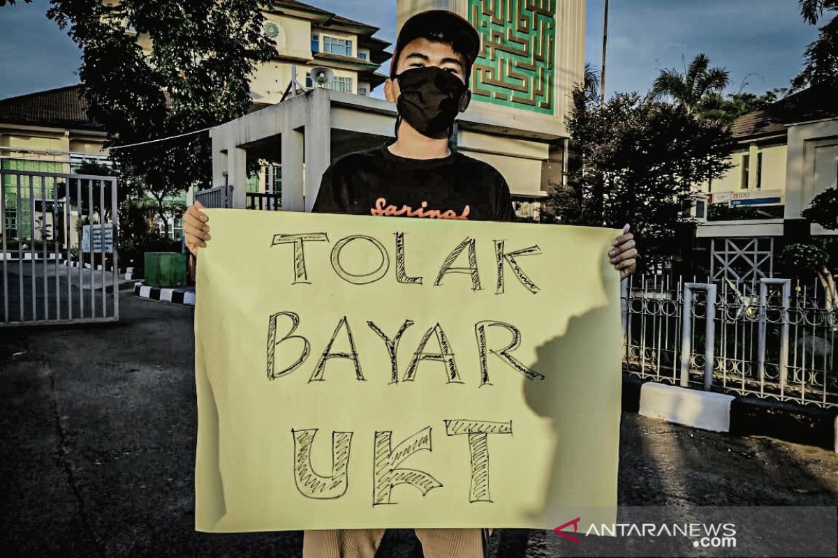 Mahasiswa UIN Bandung tolak bayar UKT