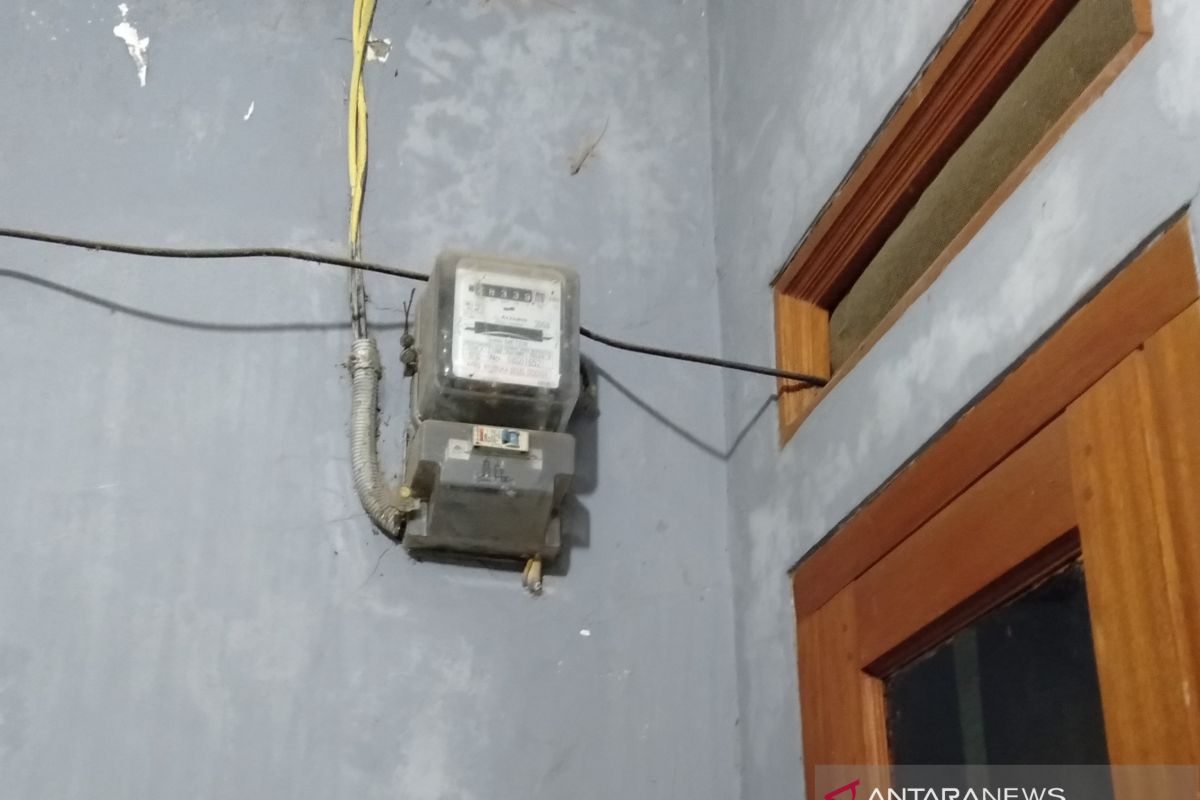 PLN Karawang terima komplain 96 pelanggan akibat tagihan listrik membengkak