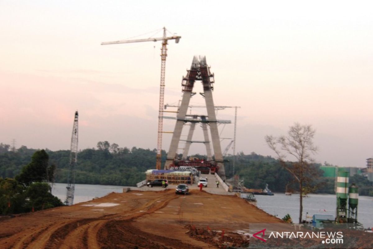 Jembatan penghubung Penajam-Balikpapan dilengkapi dengan gedung Museum