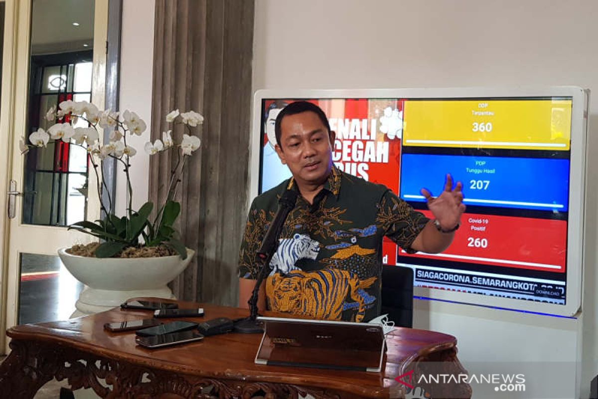 Wali Kota Semarang pertanyakan status zona merah COVID-19