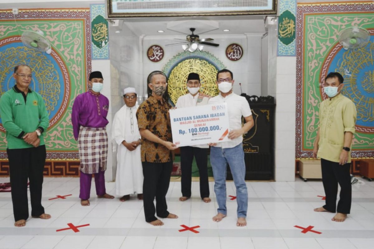 BNI bantu pembangunan sarana ibadah kampus UIR