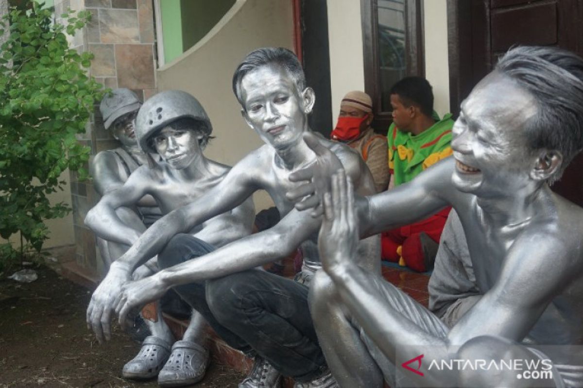 Manusia Silver di Medan kembali terjaring razia