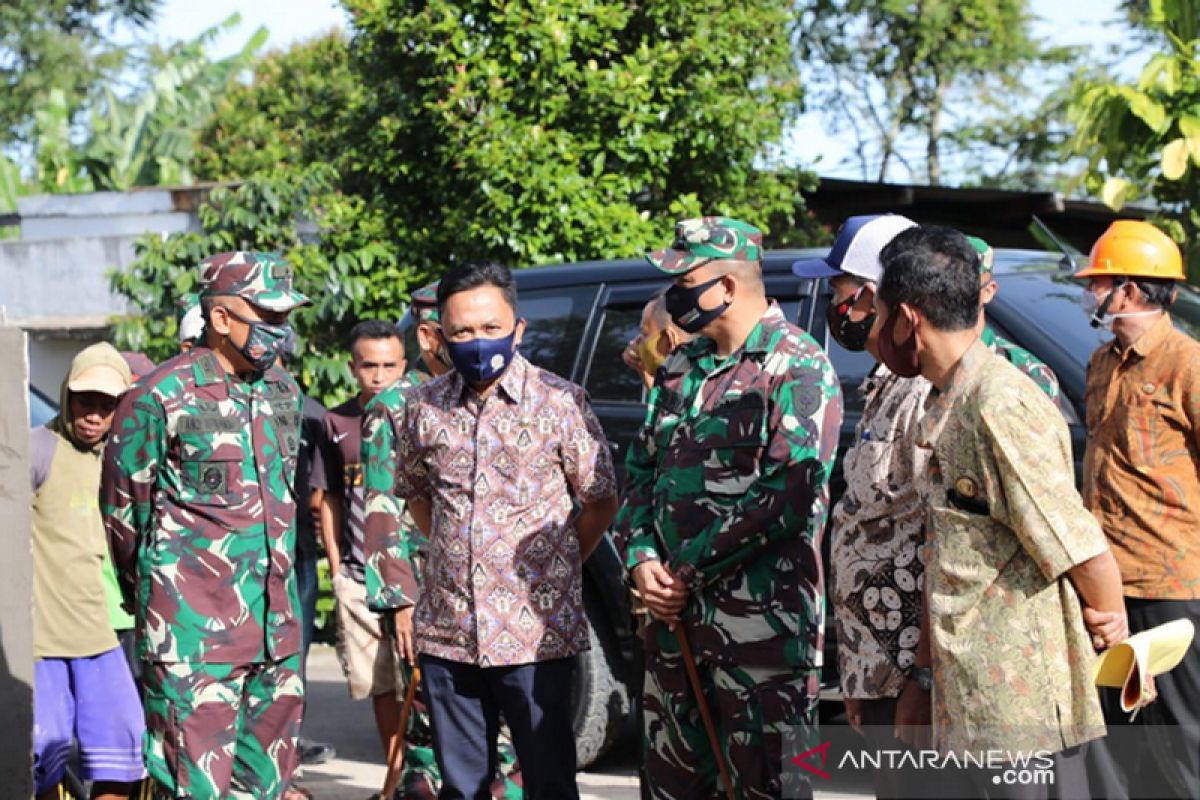 Bupati Bantaeng dan Kasdam XIV/Hasanuddin tinjau lokasi TMMD