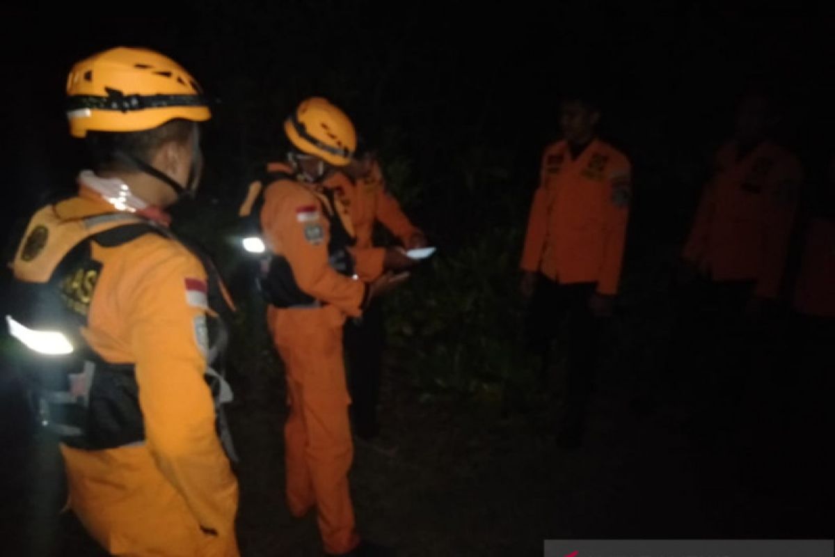 SAR Pangkalpinang lakukan pencairan orang hilang di pantai